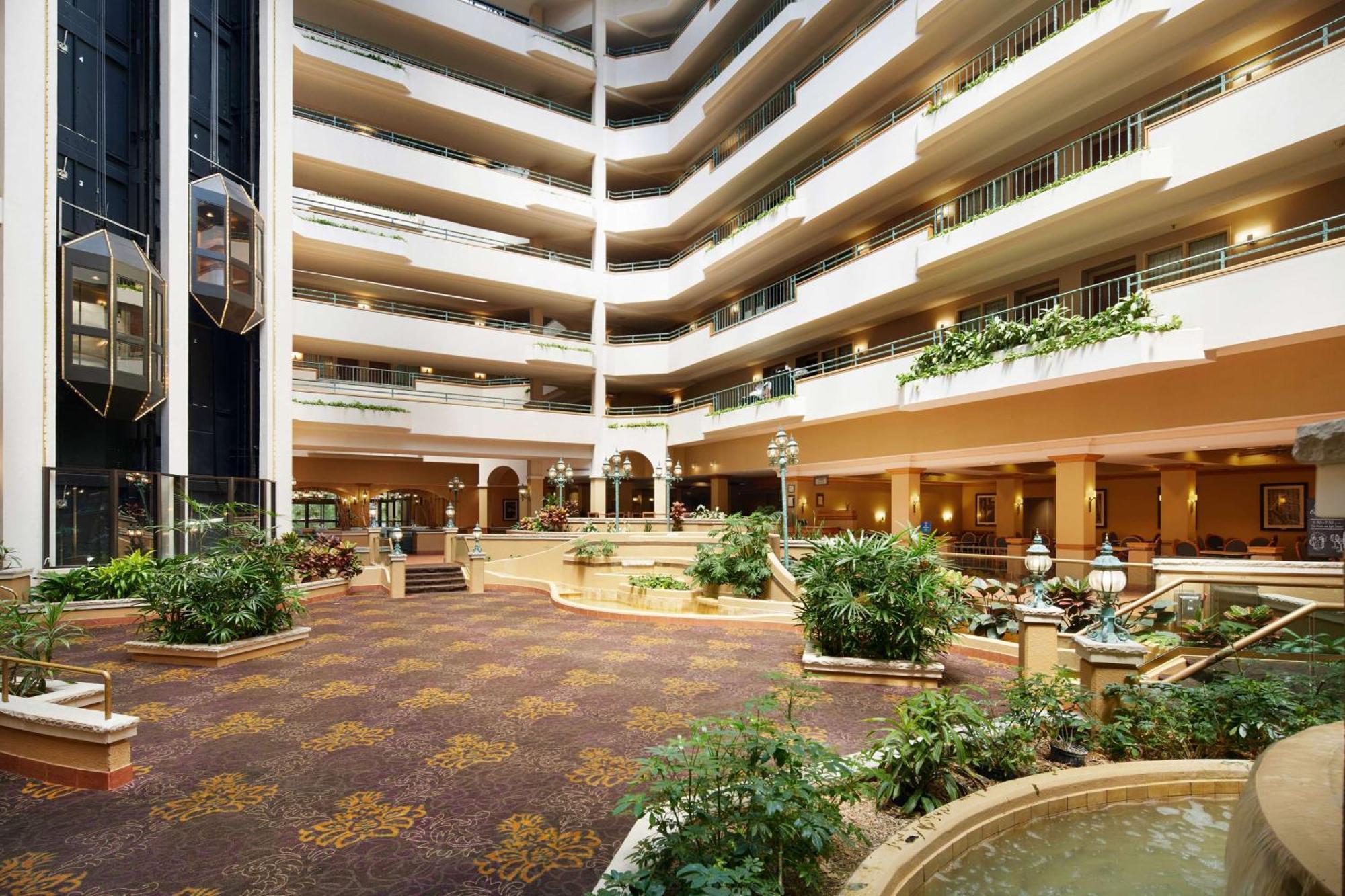 Embassy Suites By Hilton Greensboro Airport Exterior foto